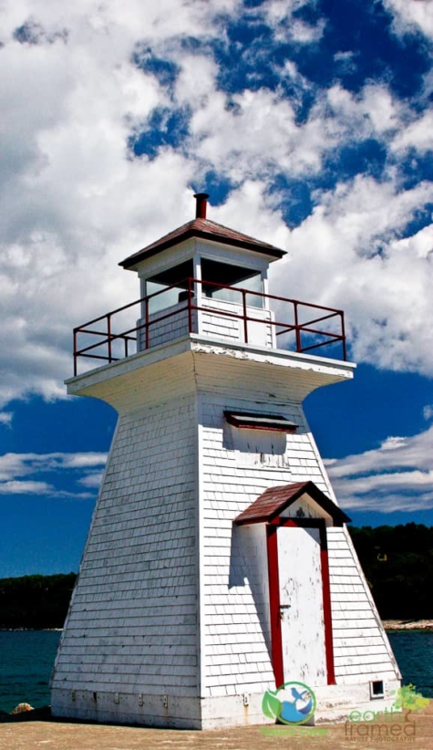 554072277 Ontario Lighthouses, In Pictures